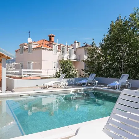 Apartamento Family Friendly With A Swimming Pool - 21026