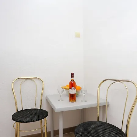 Family-friendly With Swimming Pool - 21026 Apartamento Split